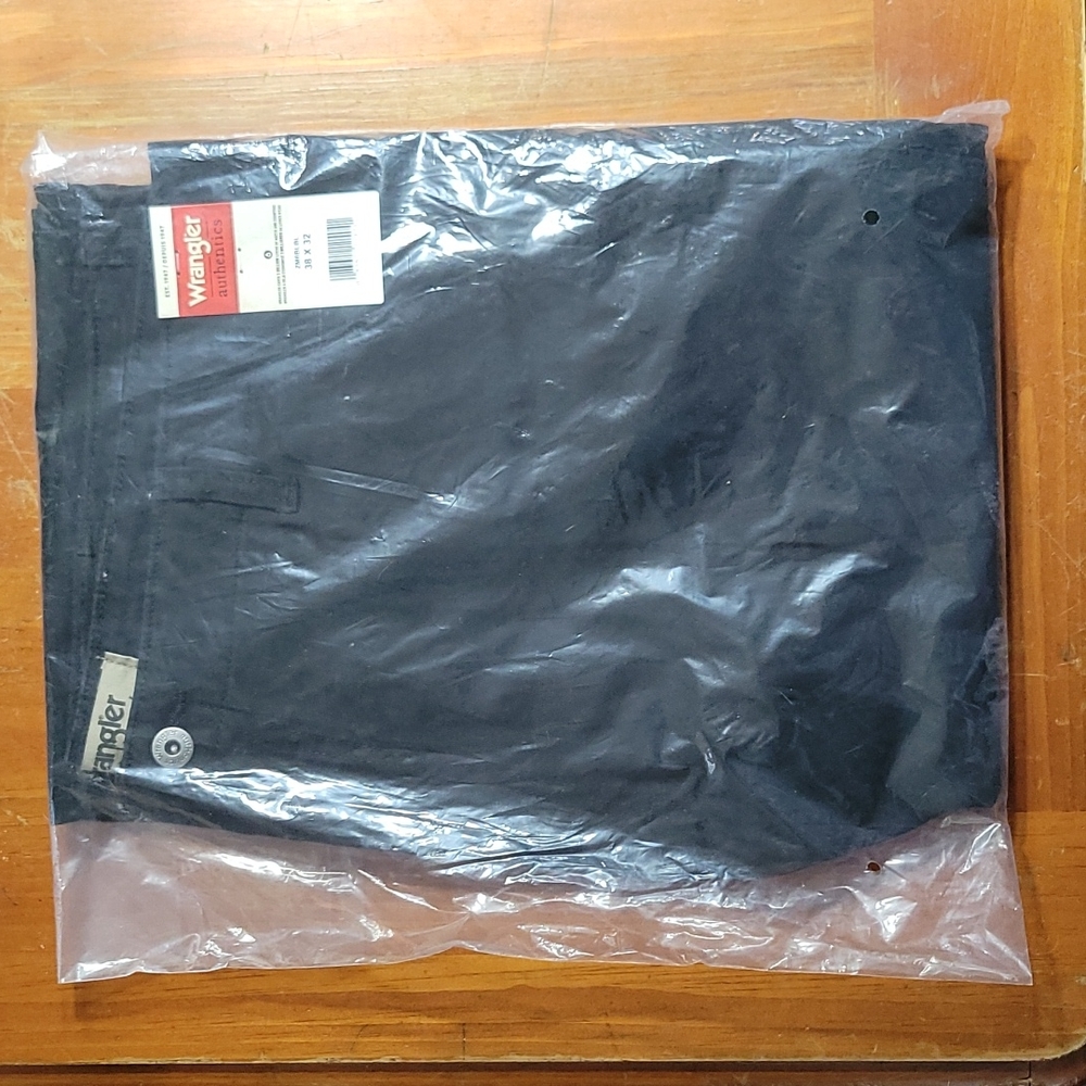 Wrangler Black Cargo Pants